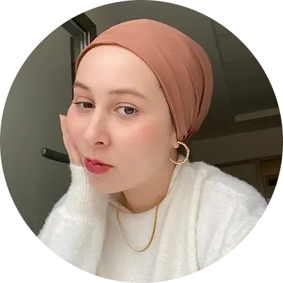 Zeynep Hilal Paraşüt İçerik Üreticisi
